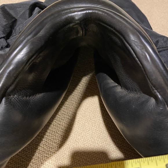 Custom Saddlery Steffen’s Advantage Dressage Saddle 17.5 M - Picture 13 of 16